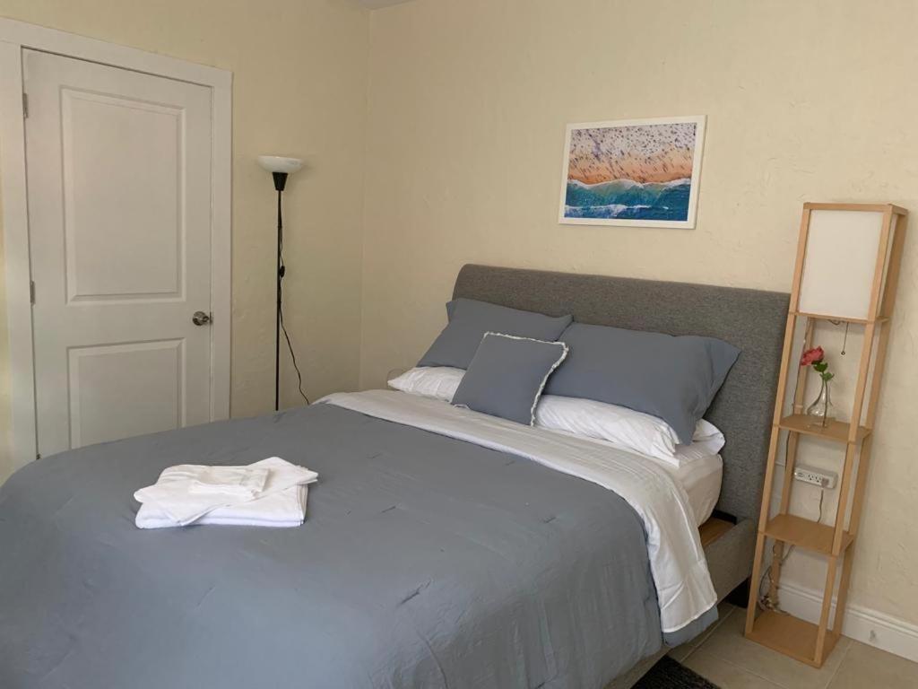 Pretty Private Room, Near The Airport - Free Parking - 01 ไมอามี ภายนอก รูปภาพ
