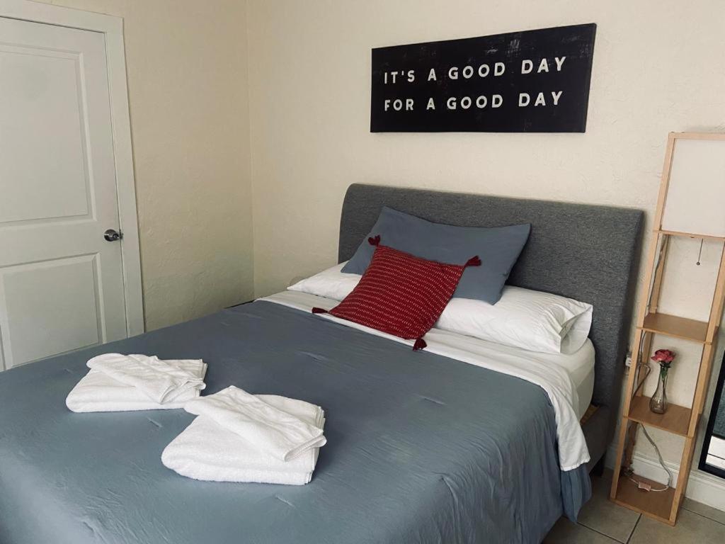 Pretty Private Room, Near The Airport - Free Parking - 01 ไมอามี ภายนอก รูปภาพ